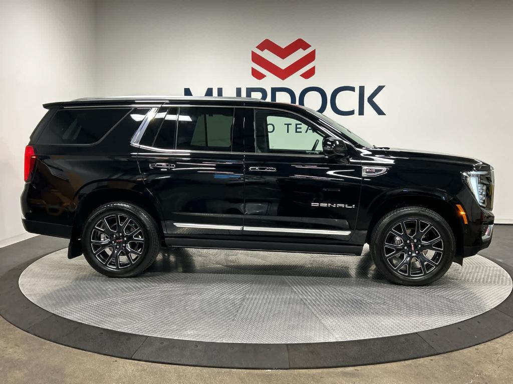 used 2025 GMC Yukon car, priced at $88,600