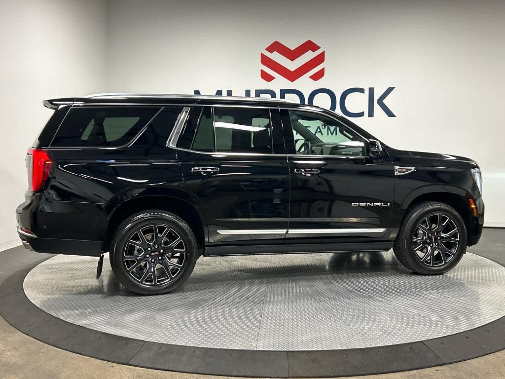 used 2025 GMC Yukon car, priced at $88,600