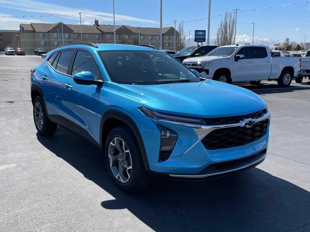 new 2025 Chevrolet Trax car, priced at $25,530