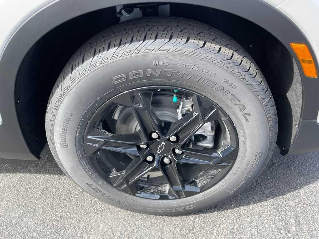 new 2025 Chevrolet Blazer car, priced at $40,840