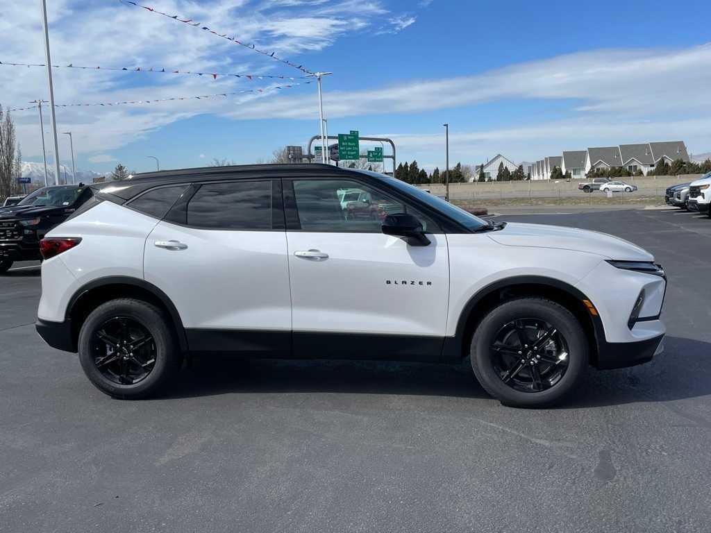 new 2025 Chevrolet Blazer car, priced at $40,840