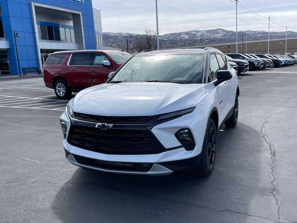 new 2025 Chevrolet Blazer car, priced at $40,840