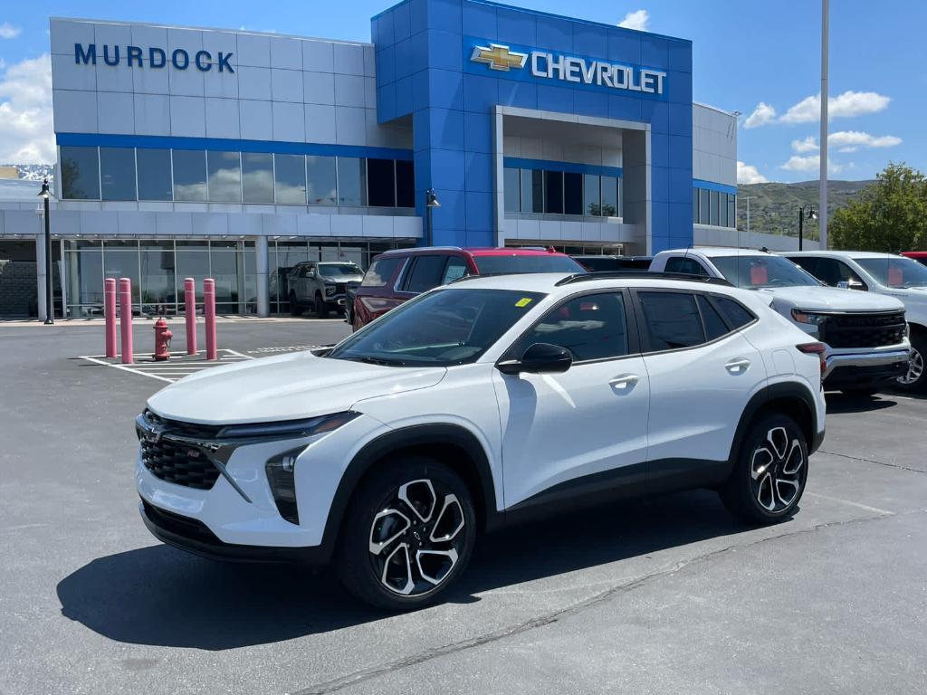 new 2025 Chevrolet Trax car, priced at $26,090