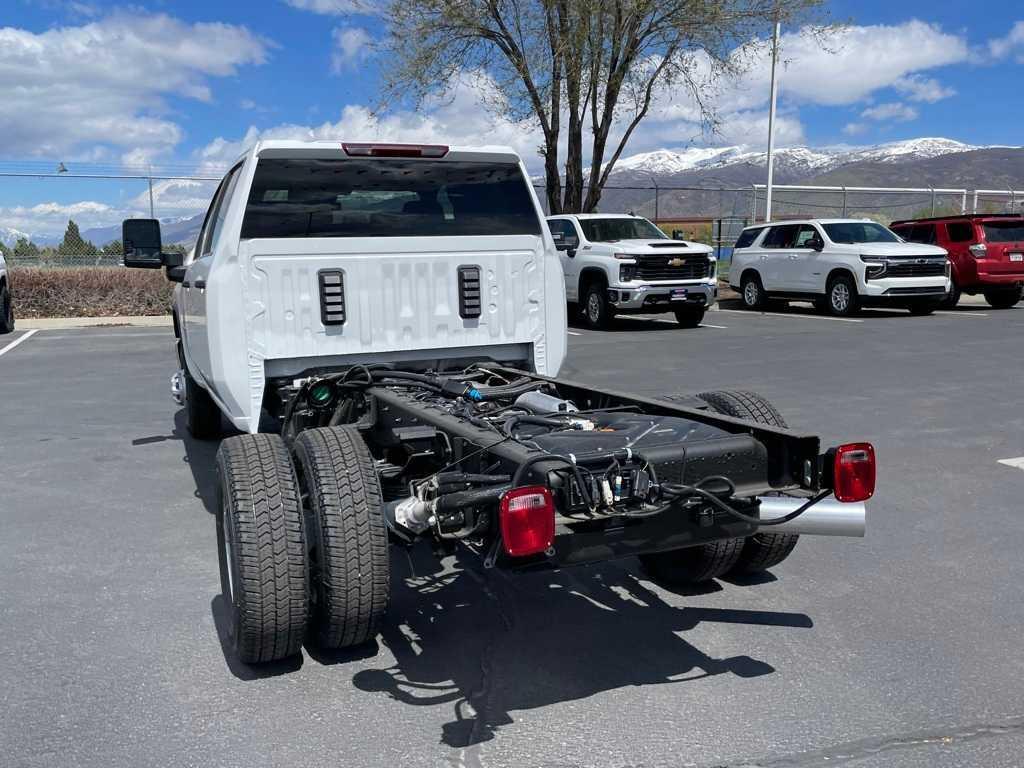 new 2025 Chevrolet Silverado 3500 car, priced at $57,070