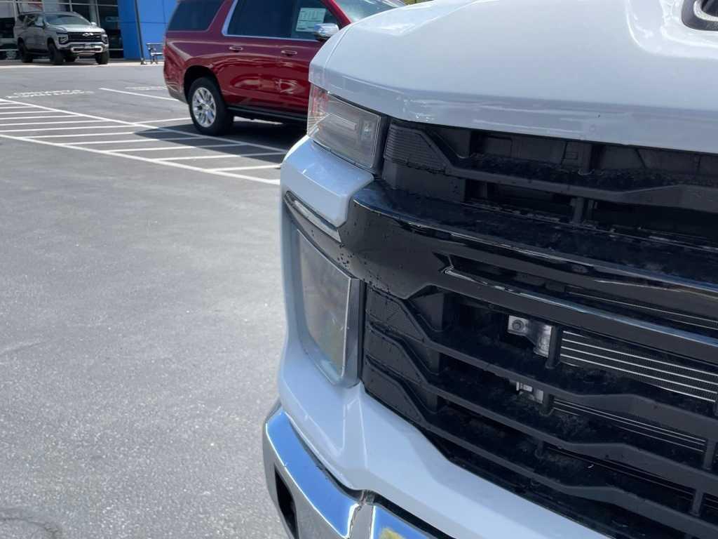 new 2025 Chevrolet Silverado 3500 car, priced at $57,070