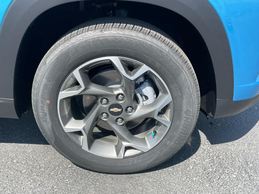 new 2025 Chevrolet Trax car, priced at $23,835
