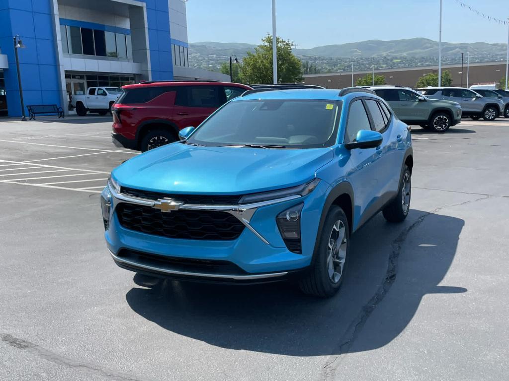 new 2025 Chevrolet Trax car, priced at $23,835