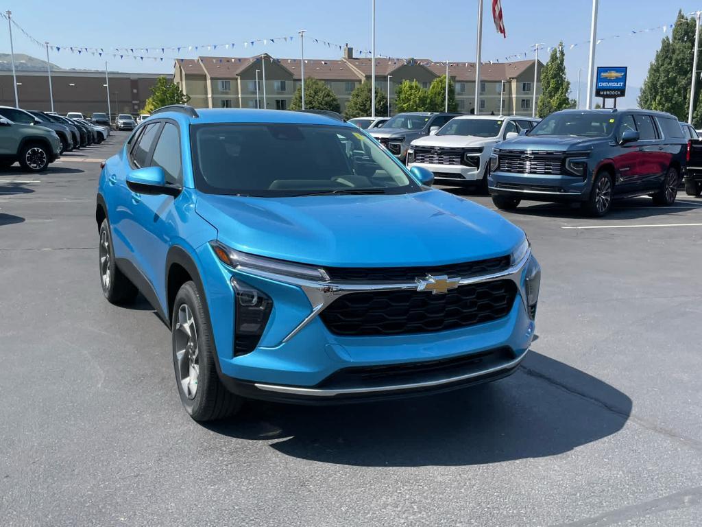 new 2025 Chevrolet Trax car, priced at $23,835