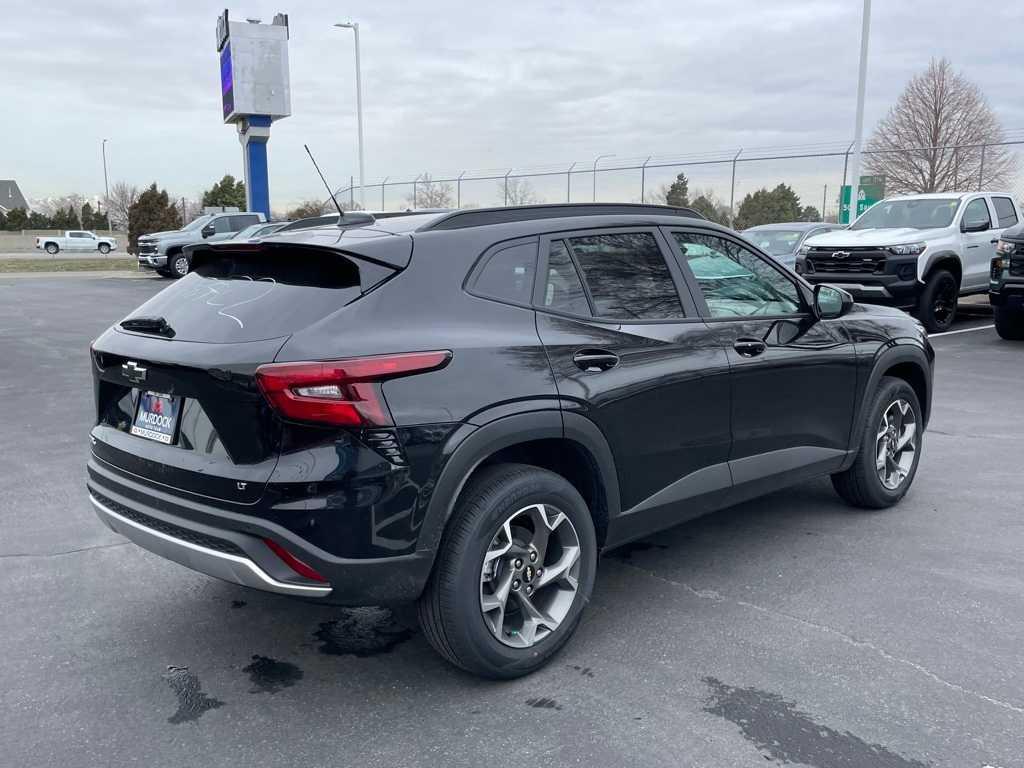 new 2025 Chevrolet Trax car, priced at $26,030