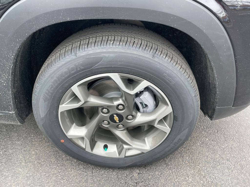 new 2025 Chevrolet Trax car, priced at $26,530