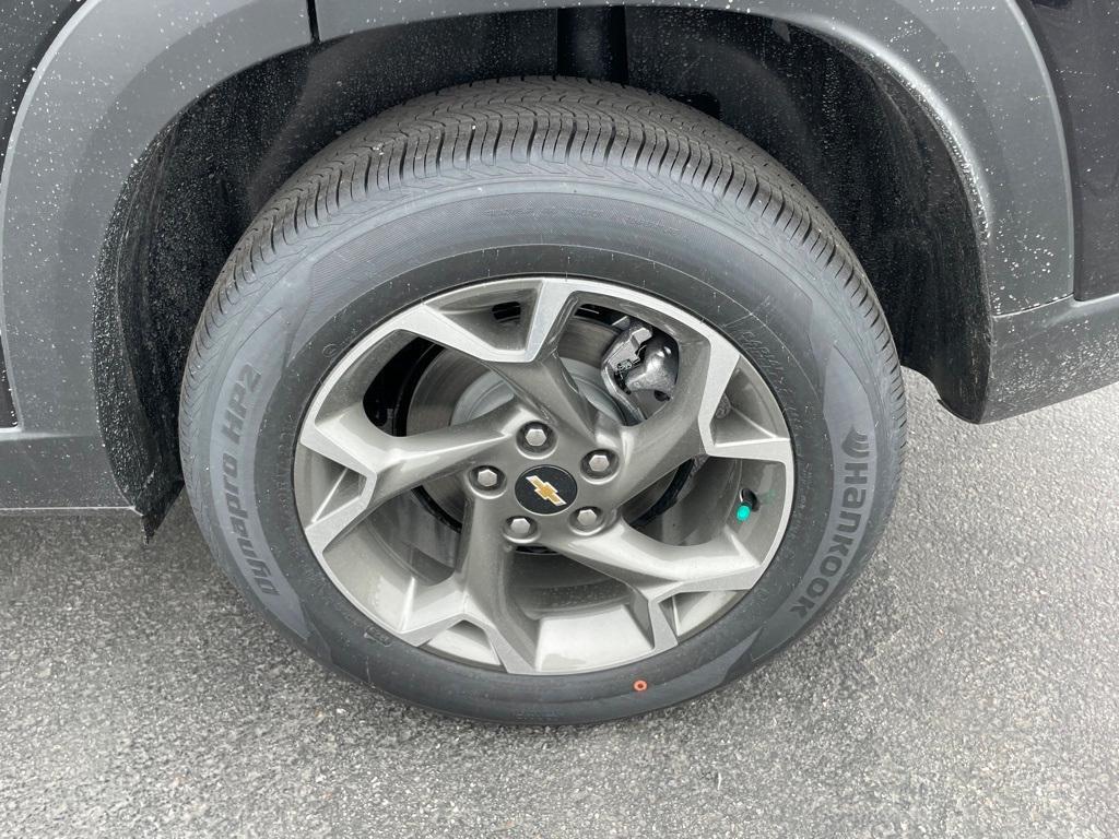new 2025 Chevrolet Trax car, priced at $26,530