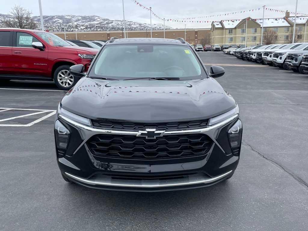 new 2025 Chevrolet Trax car, priced at $26,030