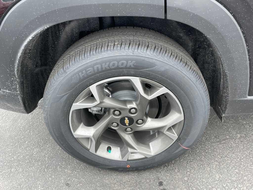 new 2025 Chevrolet Trax car, priced at $26,030