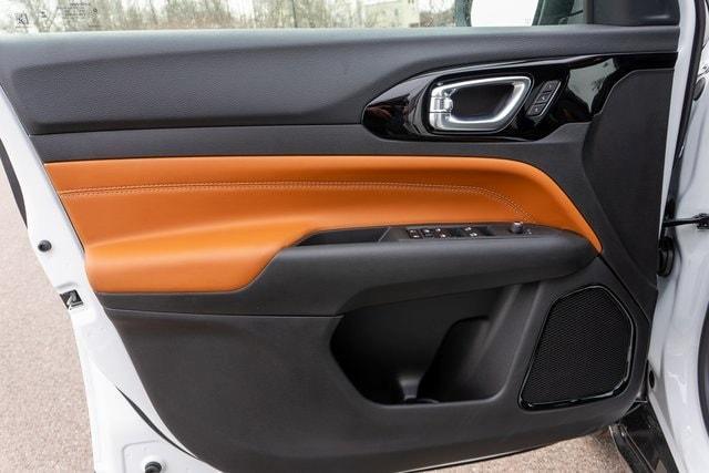 new 2025 Jeep Compass car, priced at $33,407