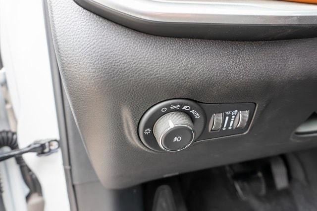 new 2025 Jeep Compass car, priced at $33,407