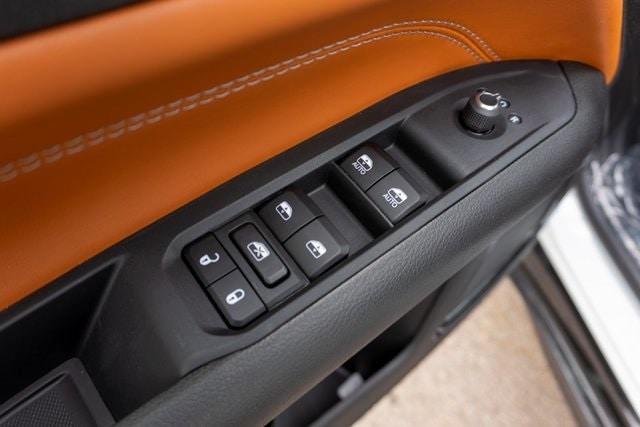 new 2025 Jeep Compass car, priced at $33,407