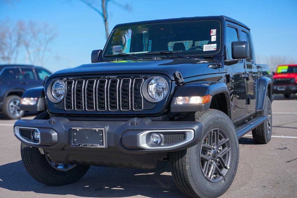 new 2024 Jeep Gladiator car, priced at $49,185