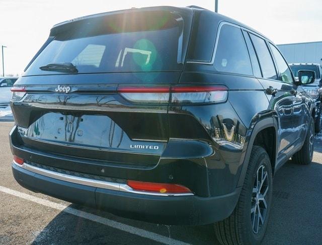 new 2025 Jeep Grand Cherokee car, priced at $41,499