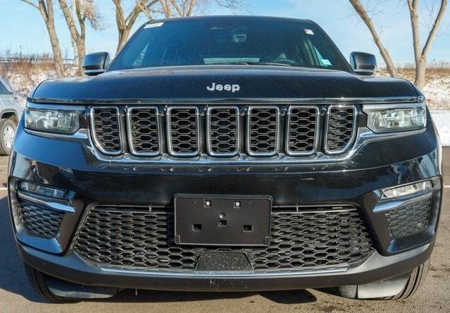 new 2025 Jeep Grand Cherokee car, priced at $41,499