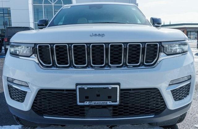 new 2025 Jeep Grand Cherokee car, priced at $46,215