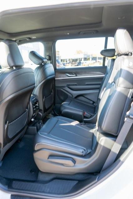 new 2025 Jeep Grand Cherokee L car, priced at $45,999