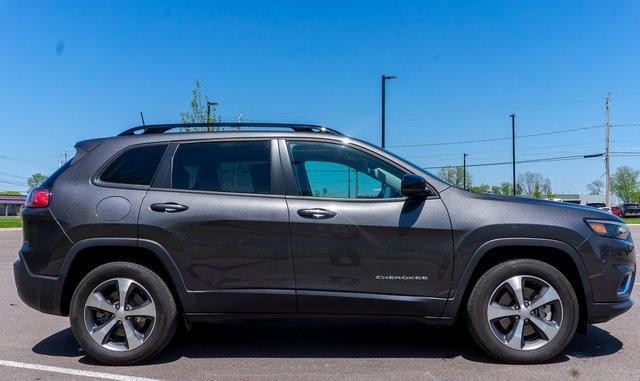 used 2022 Jeep Cherokee car, priced at $28,499