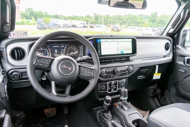 new 2025 Jeep Wrangler car, priced at $46,986