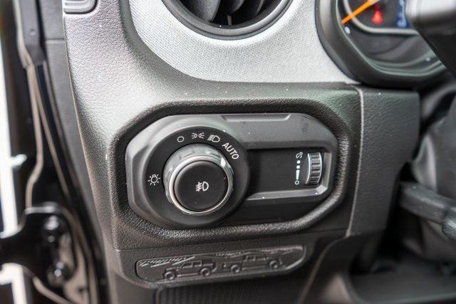 new 2025 Jeep Wrangler car, priced at $46,986