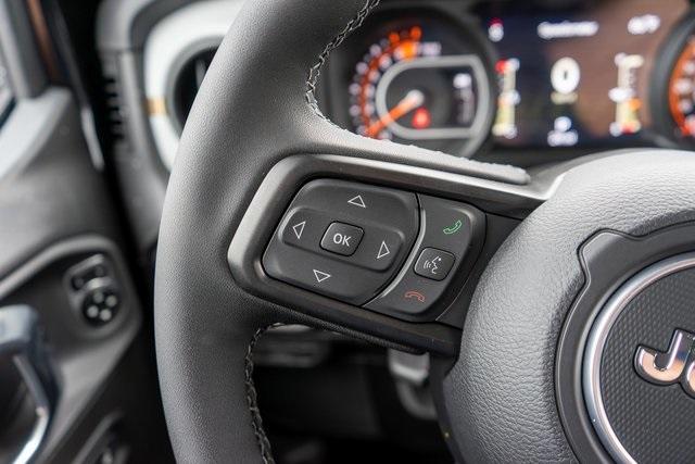 new 2025 Jeep Wrangler car, priced at $46,986