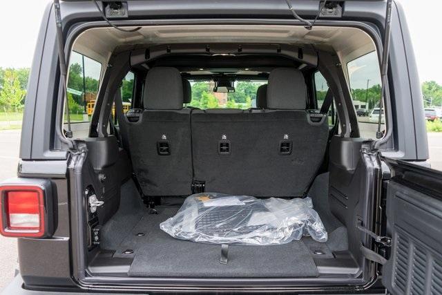 new 2025 Jeep Wrangler car, priced at $46,986