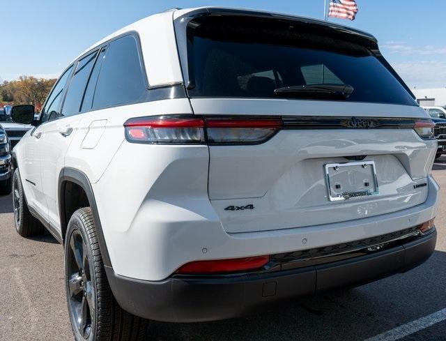 new 2025 Jeep Grand Cherokee car, priced at $47,249