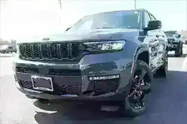 new 2024 Jeep Grand Cherokee L car, priced at $47,499