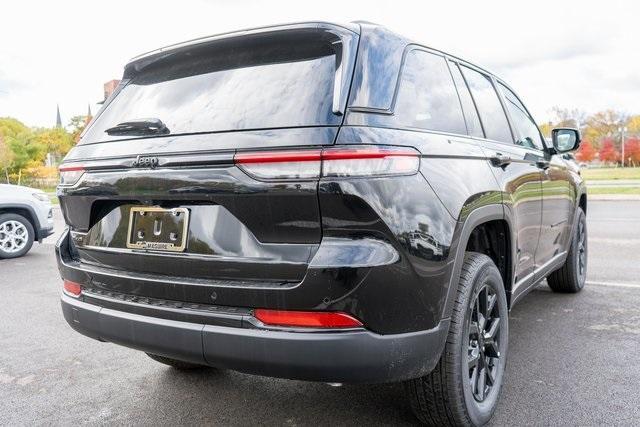 new 2025 Jeep Grand Cherokee car, priced at $41,749