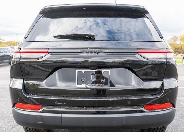 new 2025 Jeep Grand Cherokee car, priced at $41,749