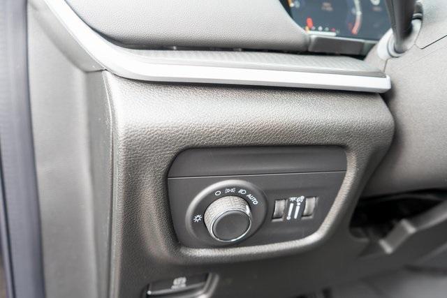 new 2025 Jeep Grand Cherokee car, priced at $41,749