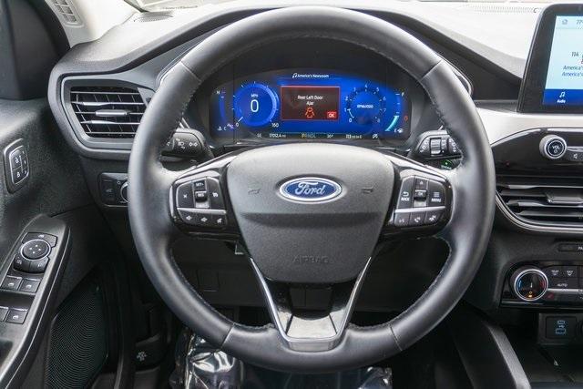 used 2022 Ford Escape car, priced at $25,999