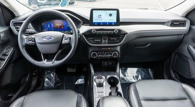 used 2022 Ford Escape car, priced at $25,999