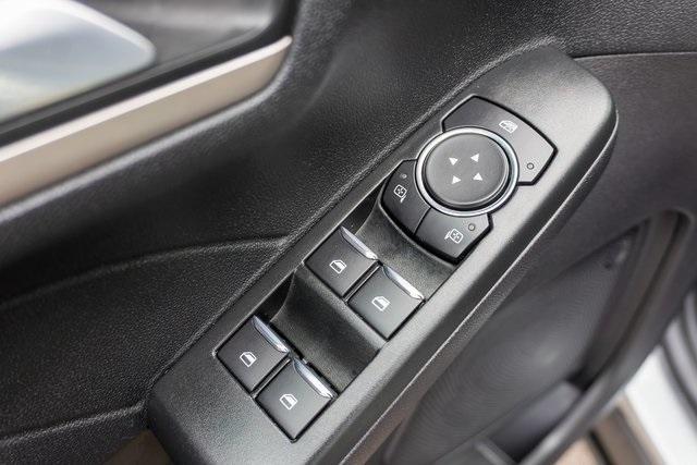 used 2022 Ford Escape car, priced at $25,999