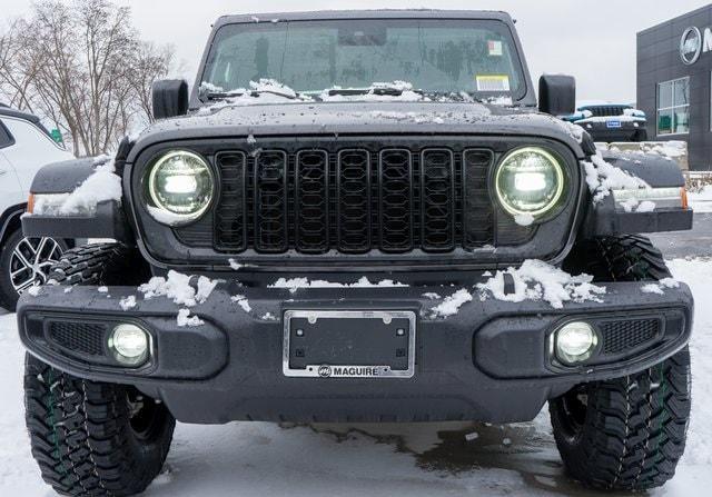 new 2025 Jeep Wrangler car, priced at $45,999