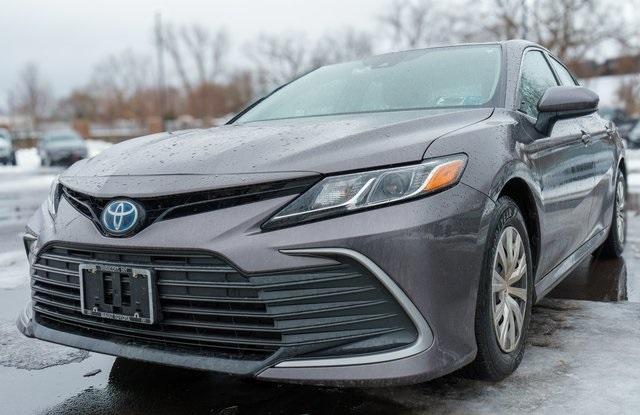 used 2022 Toyota Camry Hybrid car, priced at $22,999