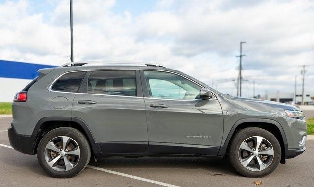 used 2021 Jeep Cherokee car, priced at $25,499