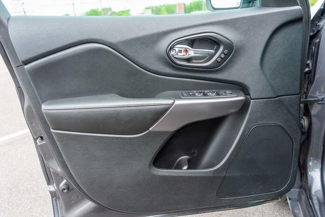 used 2021 Jeep Cherokee car, priced at $20,999
