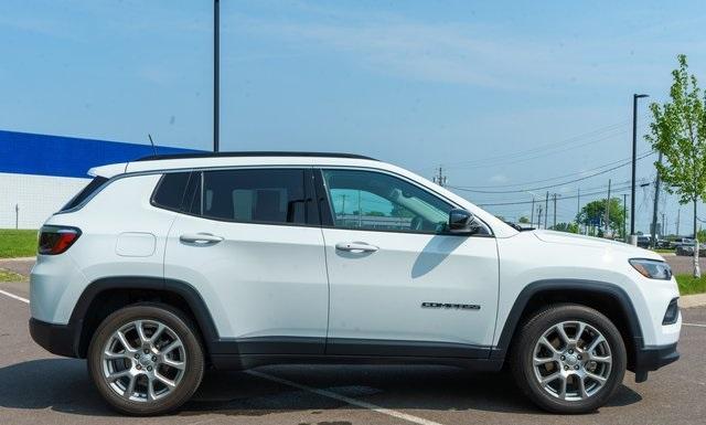 used 2022 Jeep Compass car, priced at $24,000