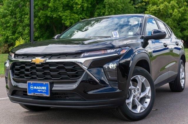 used 2024 Chevrolet Trax car, priced at $22,499