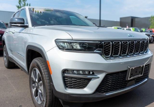 new 2024 Jeep Grand Cherokee 4xe car, priced at $45,999