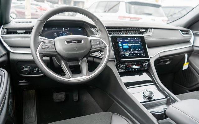 new 2025 Jeep Grand Cherokee L car, priced at $42,999