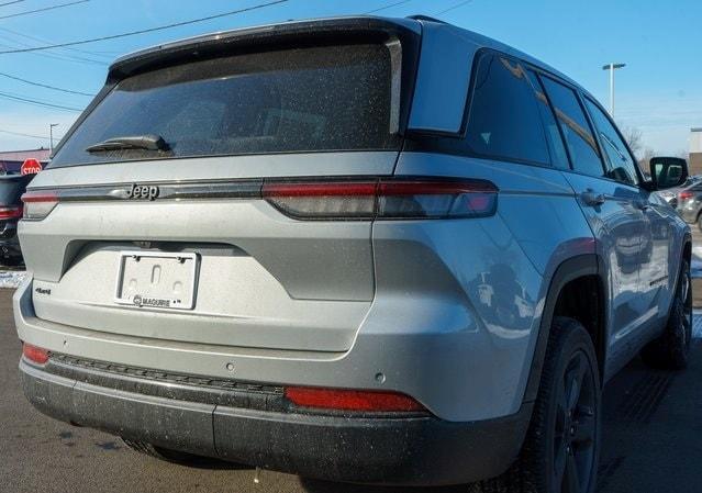 new 2025 Jeep Grand Cherokee car, priced at $42,499