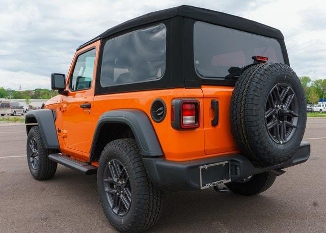 new 2025 Jeep Wrangler car, priced at $44,215