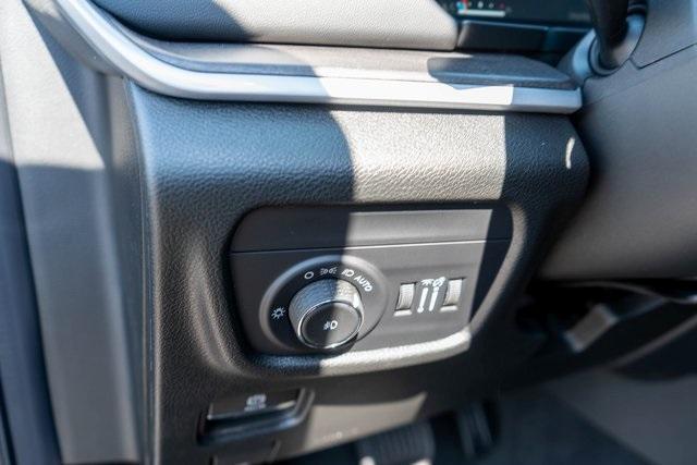 new 2025 Jeep Grand Cherokee L car, priced at $41,499
