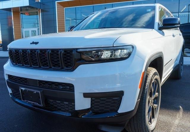 new 2025 Jeep Grand Cherokee L car, priced at $41,999